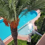 Carna Garden Side