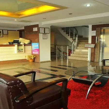 Carna Garden 3* סייד