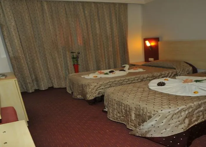 Hotel Carna Garden 3*