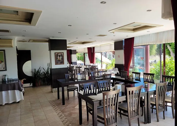 Carna Garden Hotel Side