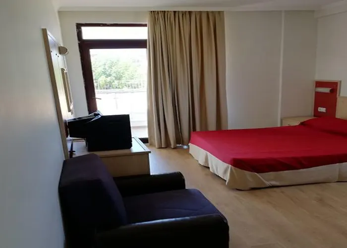 Carna Garden 3*