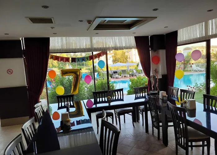 Carna Garden 3*