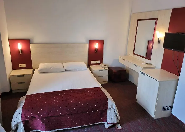 Hotel Carna Garden