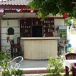 Carna Garden 酒店 3*